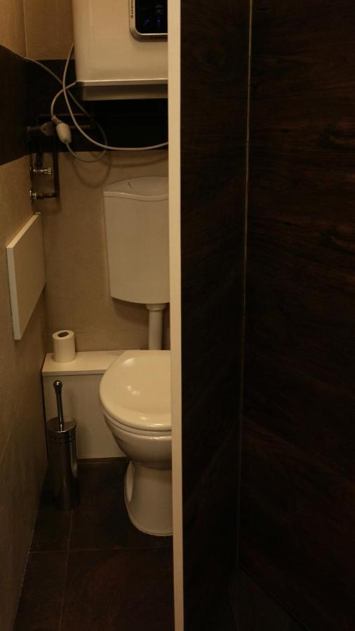 Nightingale Luxury Apartment Boedapest Buitenkant foto