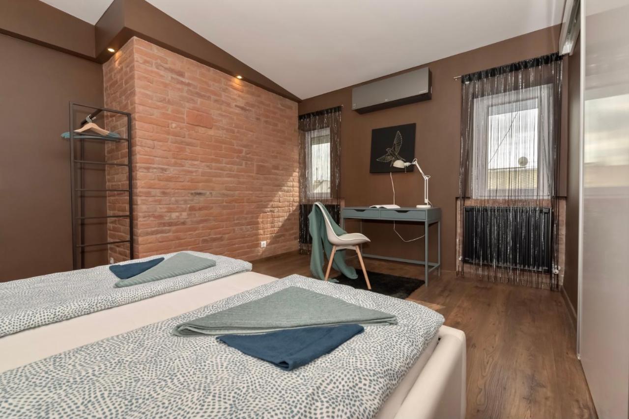Nightingale Luxury Apartment Boedapest Buitenkant foto