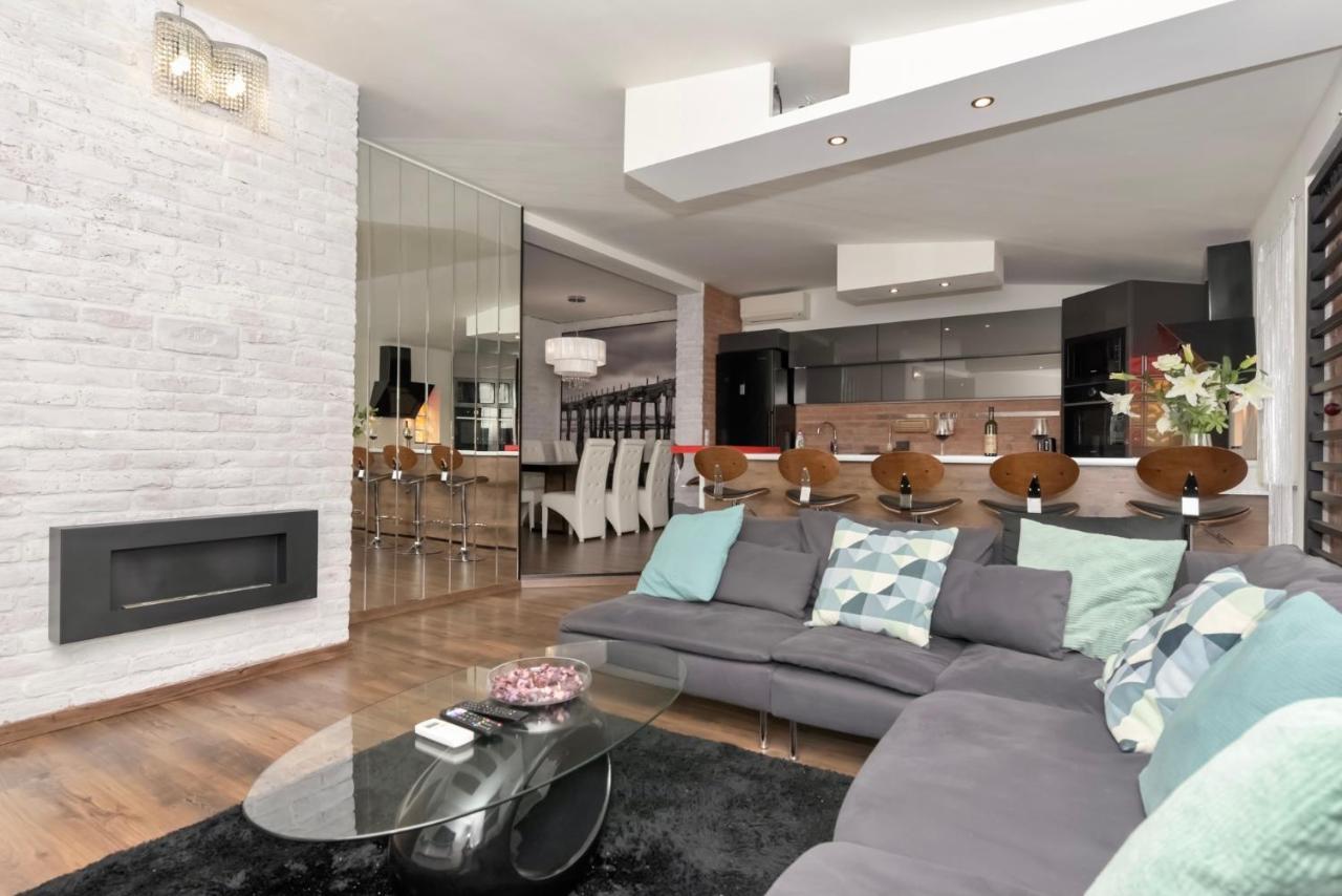 Nightingale Luxury Apartment Boedapest Buitenkant foto