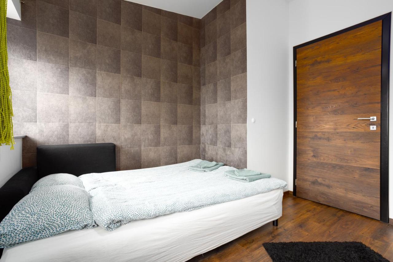 Nightingale Luxury Apartment Boedapest Buitenkant foto