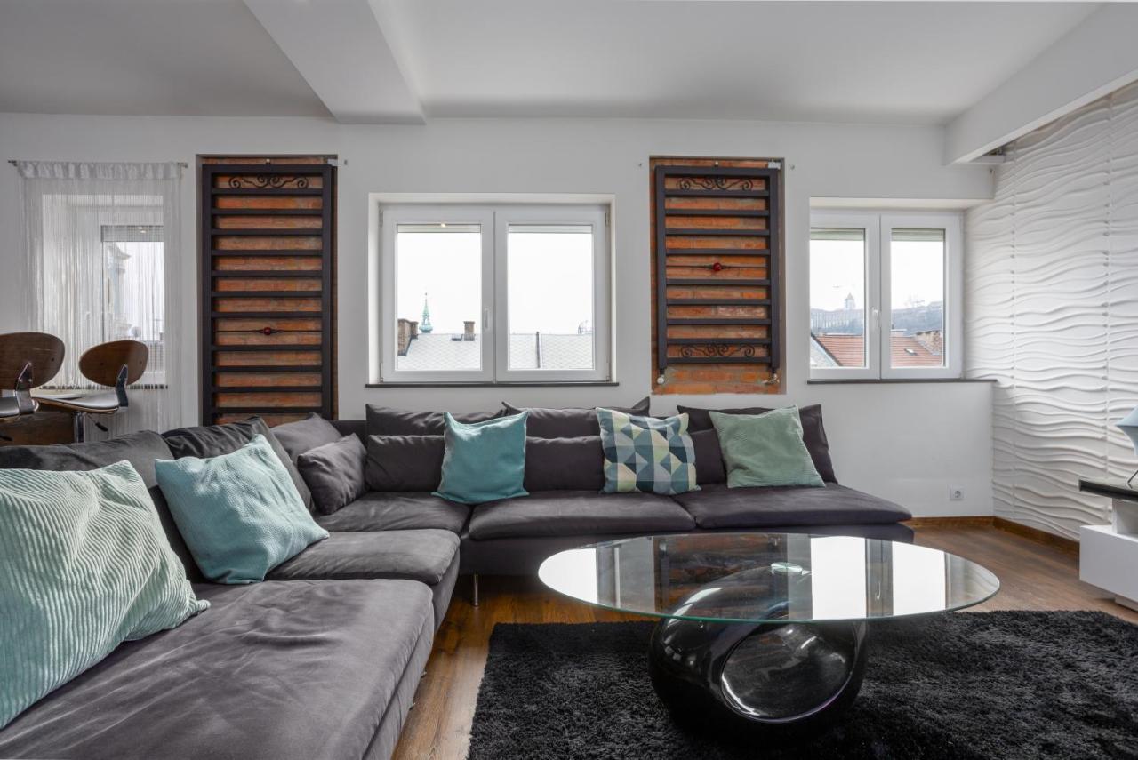 Nightingale Luxury Apartment Boedapest Buitenkant foto