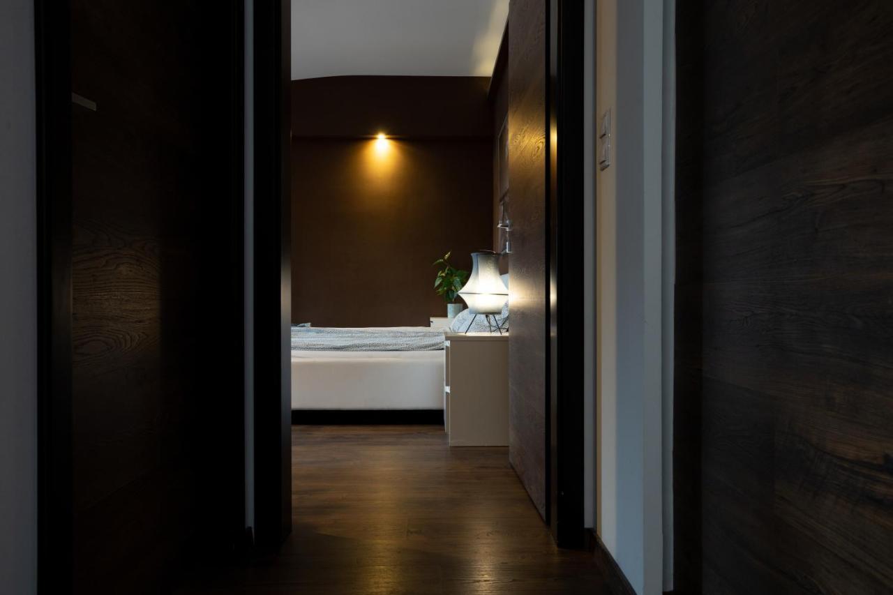 Nightingale Luxury Apartment Boedapest Buitenkant foto