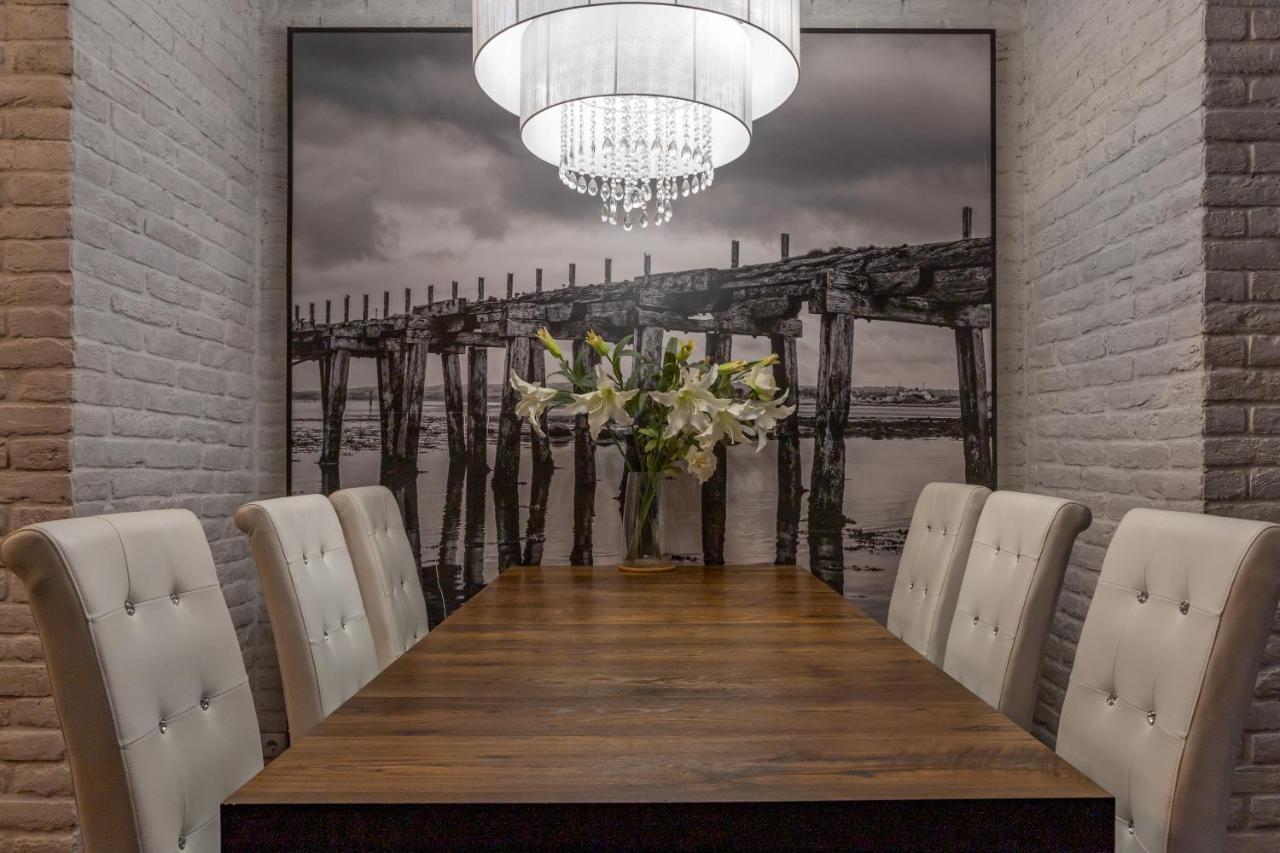 Nightingale Luxury Apartment Boedapest Buitenkant foto